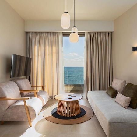 Kales Sea View Suites เอียราเปตรา ภายนอก รูปภาพ