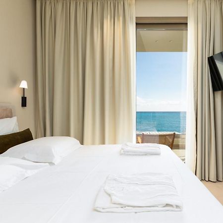 Kales Sea View Suites เอียราเปตรา ภายนอก รูปภาพ