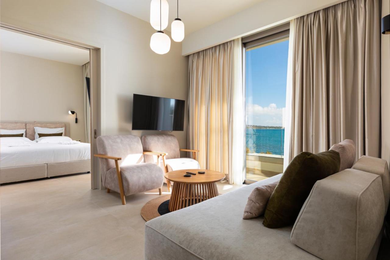 Kales Sea View Suites เอียราเปตรา ภายนอก รูปภาพ
