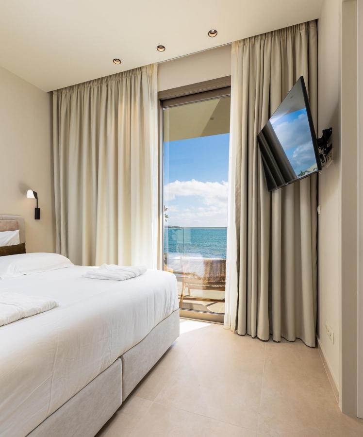 Kales Sea View Suites เอียราเปตรา ภายนอก รูปภาพ