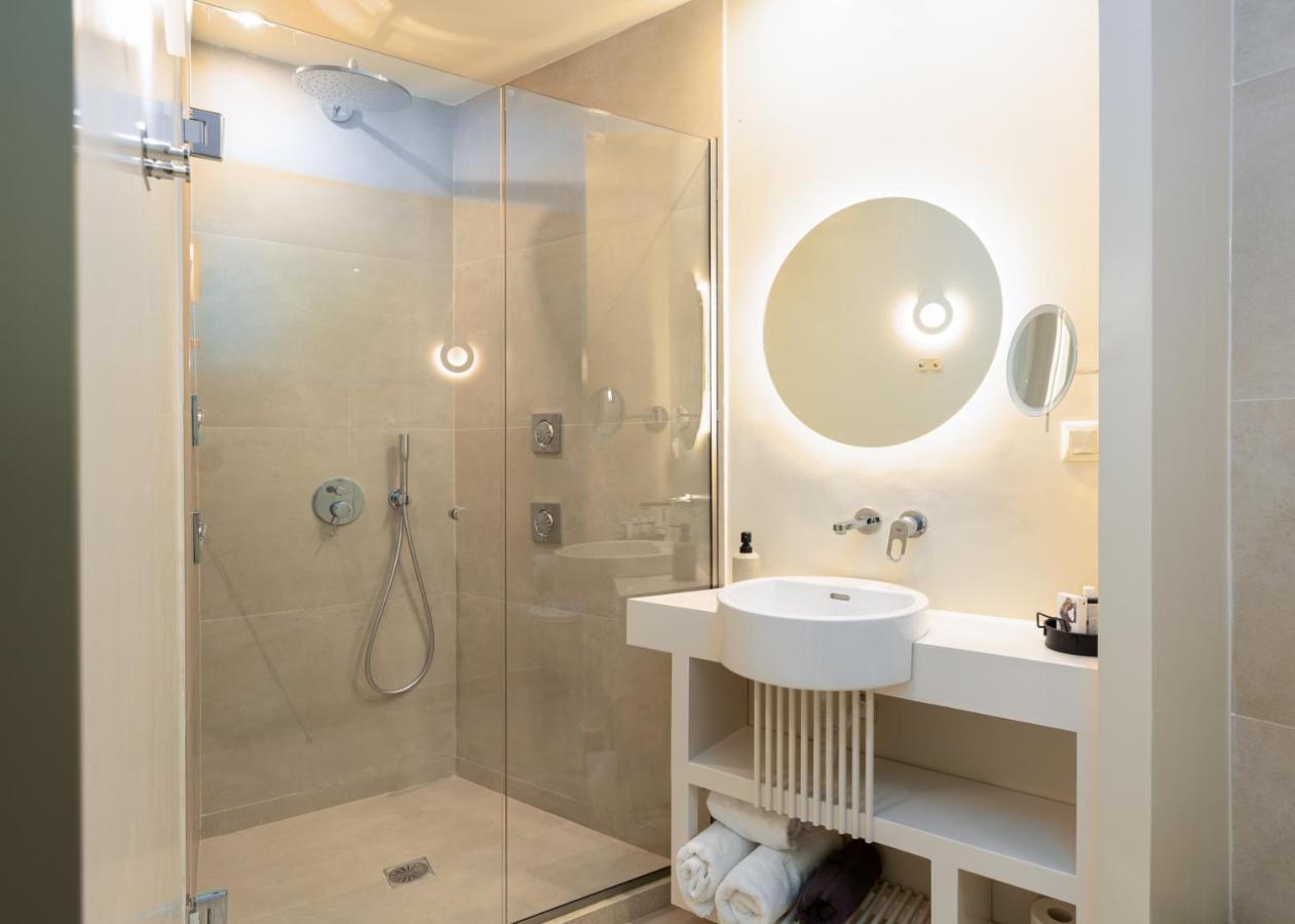 Kales Sea View Suites เอียราเปตรา ภายนอก รูปภาพ